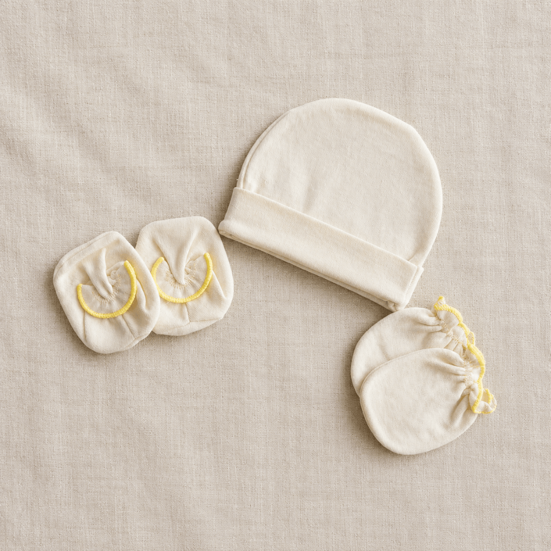 Newborn Cap, Mitten & Booties Set