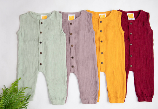 Organic vs. Conventional Baby Clothing: What’s the Difference?